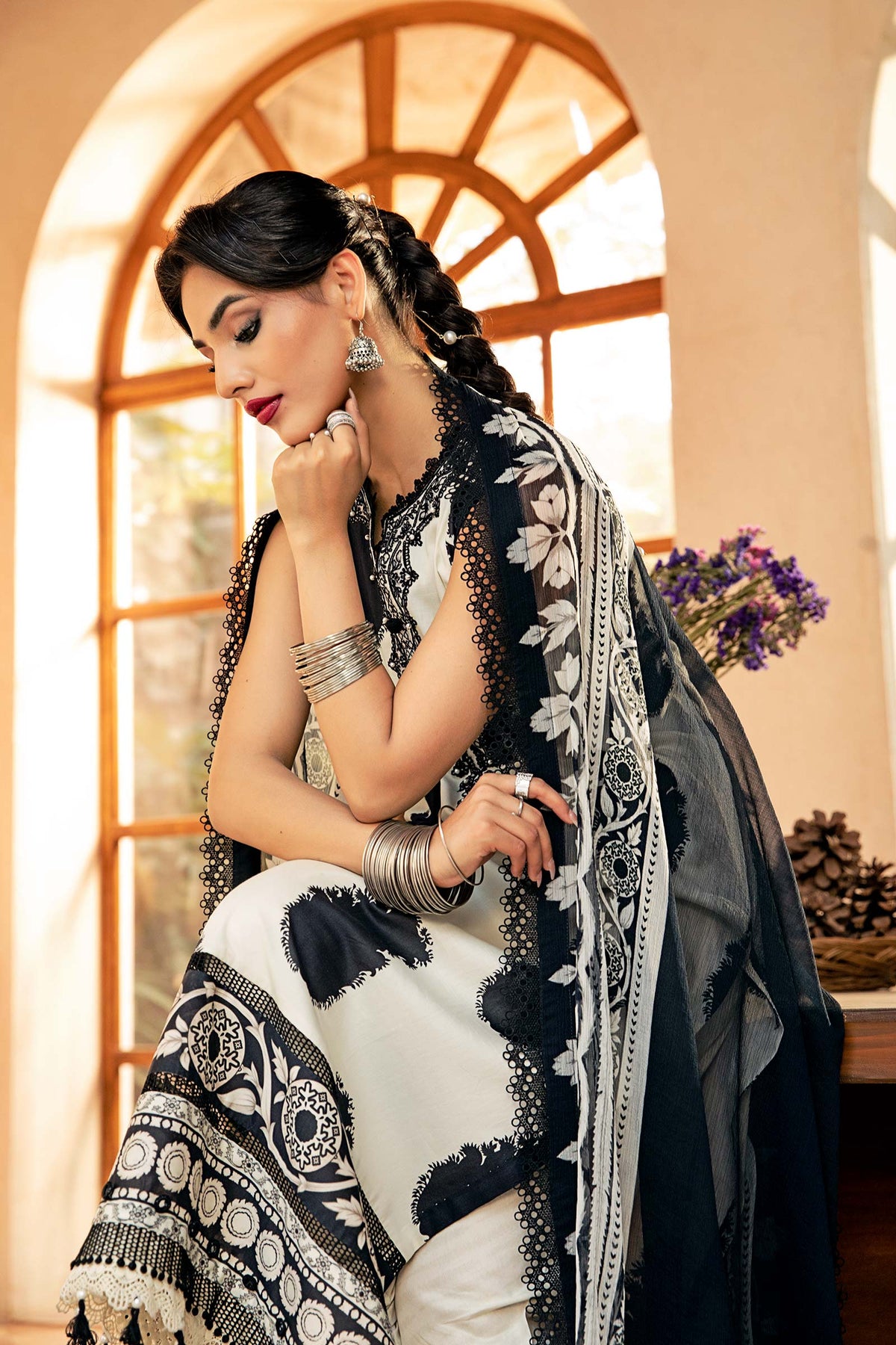 Maria B | Eid Basic Lawn | MB-CUS25-911B by Maria B - Designer Dress - Type: Ladies Clothes - Available at Libayah - 100% Original