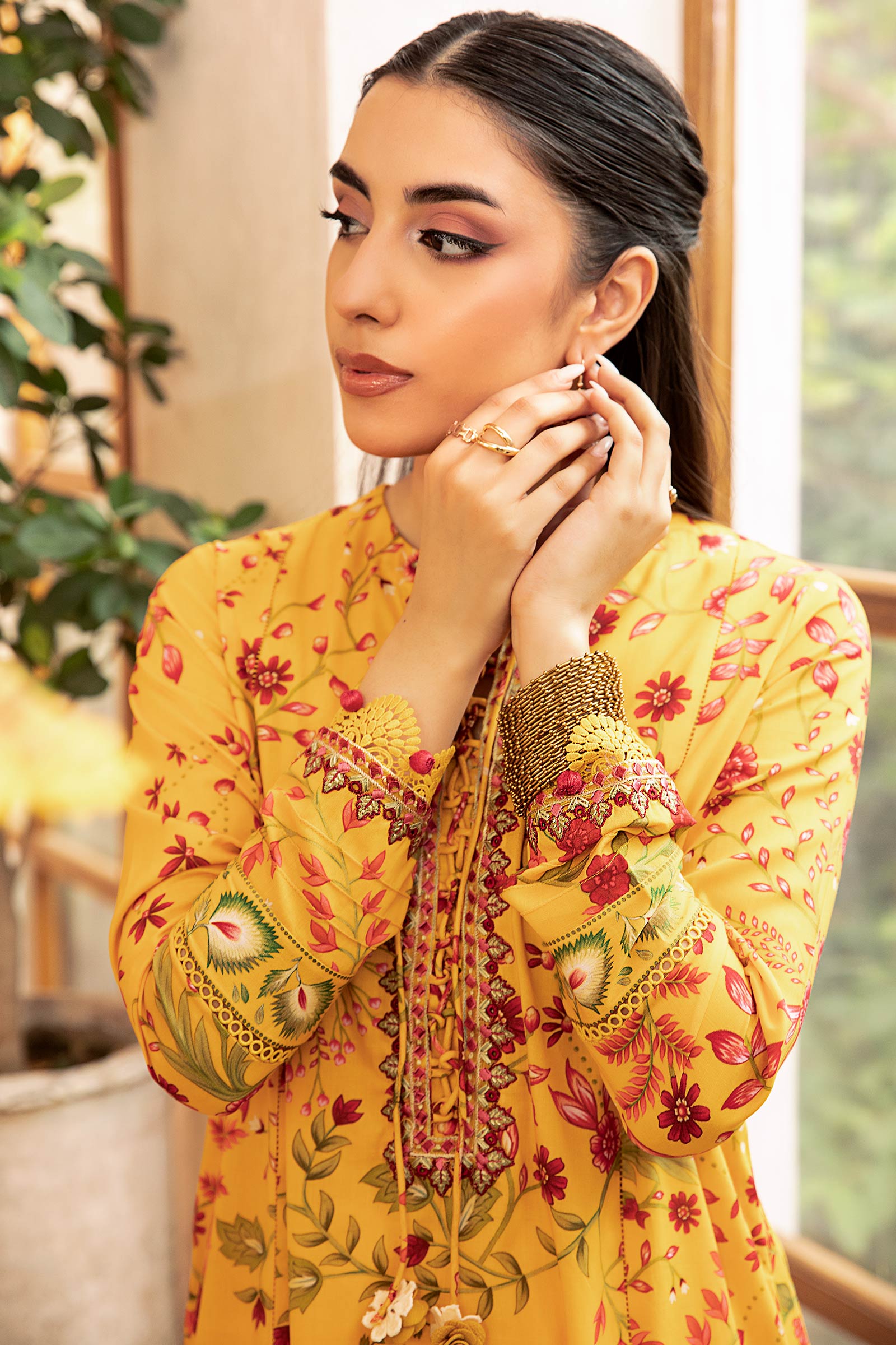 Maria B | Eid Basic Lawn | MB-CUS25-912A by Maria B - Designer Dress - Type: Ladies Clothes - Available at Libayah - 100% Original