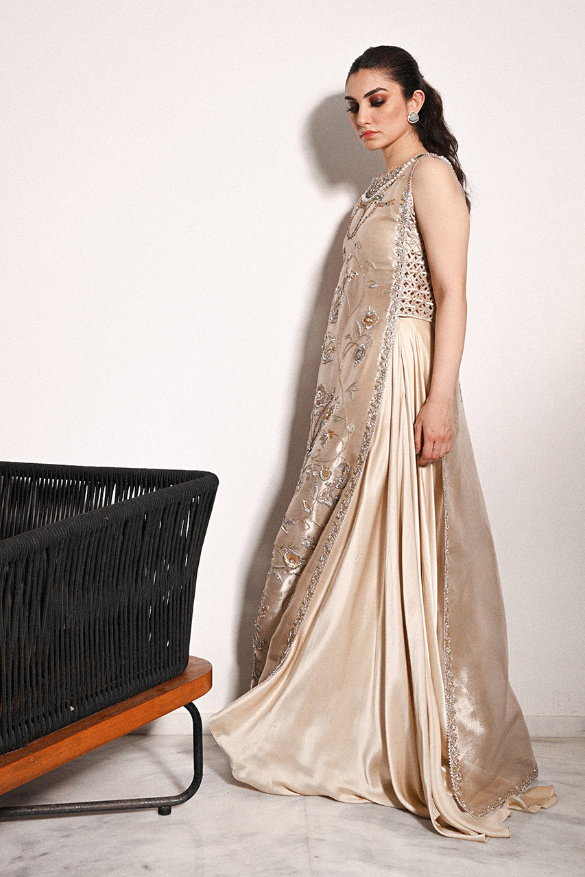 Sania Maskatiya | Diwali Edit 24 | Zimah by Sania Maskatiya - Designer Dress - Type: Ladies Clothes - Available at Libayah - 100% Original