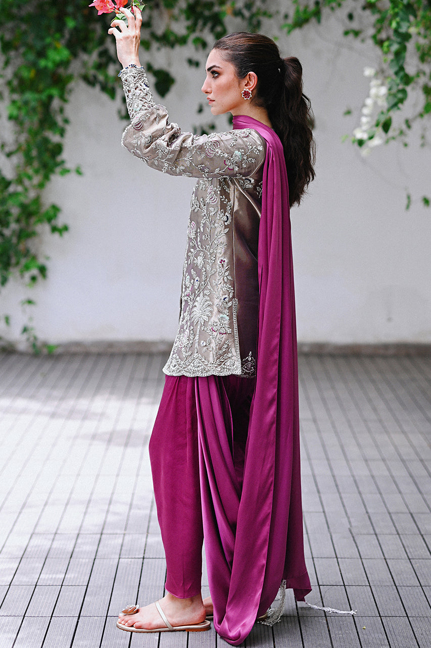 Sania Maskatiya | Diwali Edit 24 | Lenora by Sania Maskatiya - Designer Dress - Type: Ladies Clothes - Available at Libayah - 100% Original