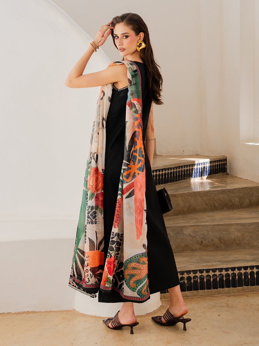Izel | Dareen Luxury Lawn 26 | Mehvar by Izel - Designer Dress - Type : Luxury Dress - Available at Libayah - 100% Original