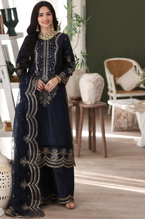 Mohagni | Ishq Aatish Formals | MGS-01 AFREEN by Mohagni - Designer Dress - Type: Ladies Clothes - Available at Libayah - 100% Original