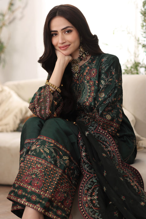 Mohagni | Ishq Aatish Formals | MGS-05 AMBER by Mohagni - Designer Dress - Type: Ladies Clothes - Available at Libayah - 100% Original