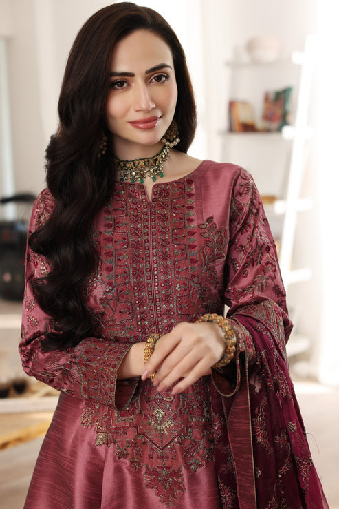 Mohagni | Ishq Aatish Formals | MGS-07 RESHAM by Mohagni - Designer Dress - Type: Ladies Clothes - Available at Libayah - 100% Original