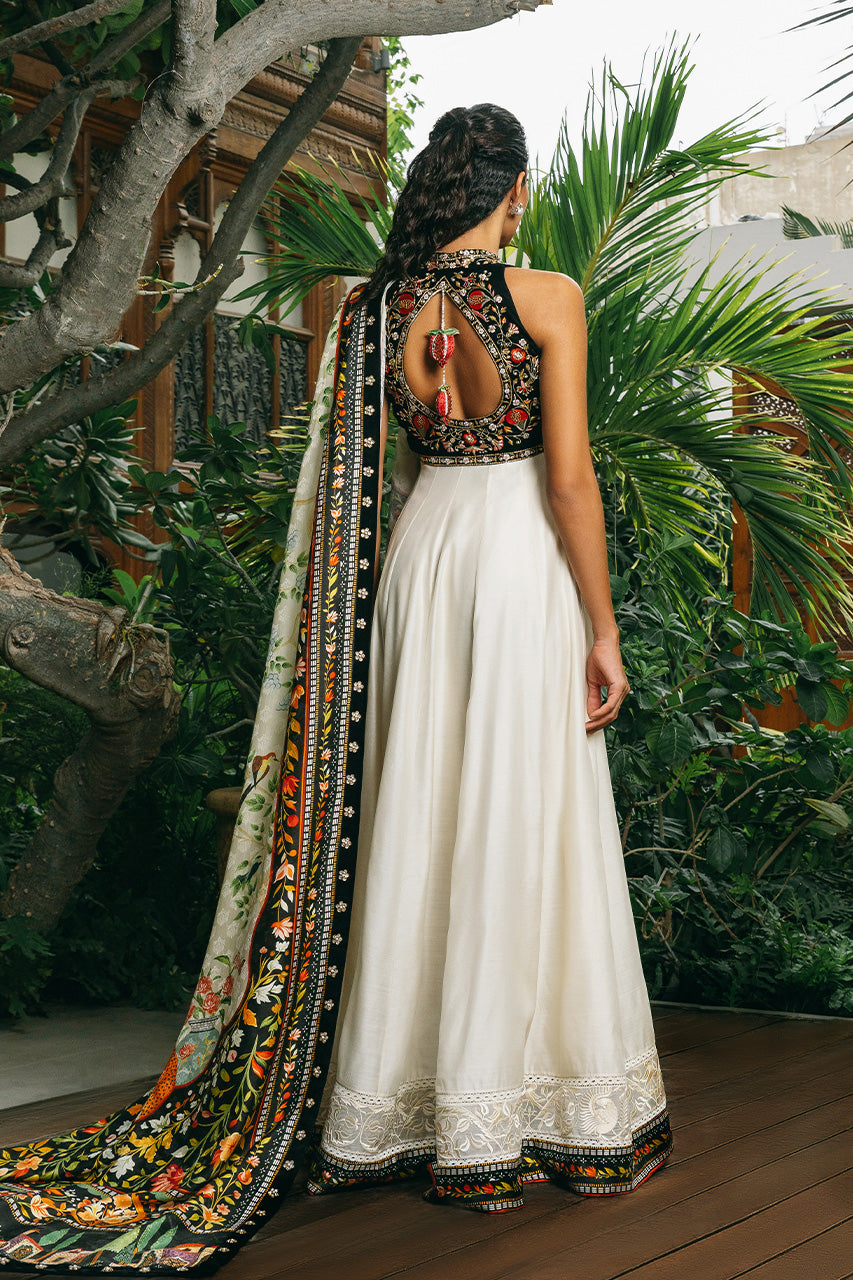 Sania Maskatiya | Reyna Velvet | Amani by Sania Maskatiya - Designer Dress - Type: Ladies Clothes - Available at Libayah - 100% Original