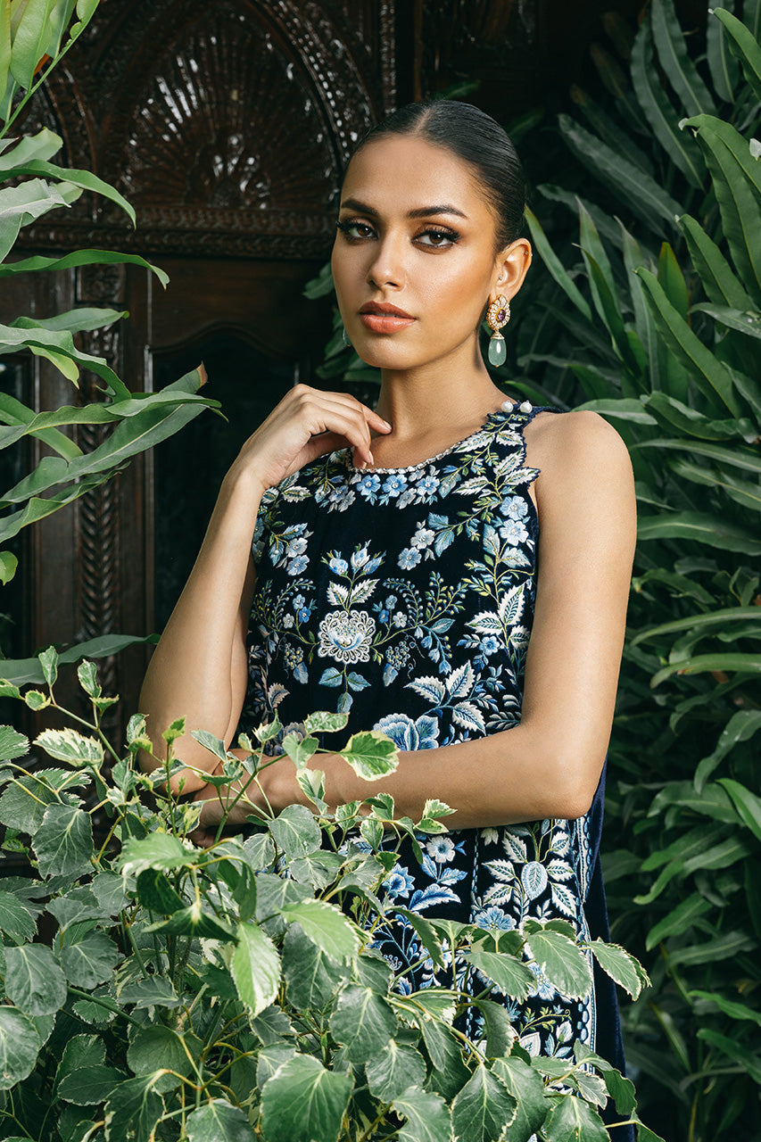 Sania Maskatiya | Reyna Velvet | Noa by Sania Maskatiya - Designer Dress - Type: Ladies Clothes - Available at Libayah - 100% Original