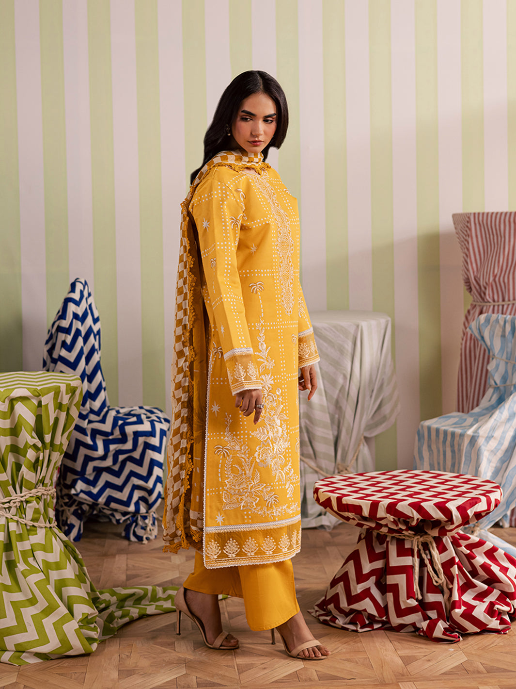 Mahnur | Jahaan Lawn 26 | MJ-03 by Mahnur - Designer Dress  - Type : Ladies Clothes - Available at Libayah - 100% Original 