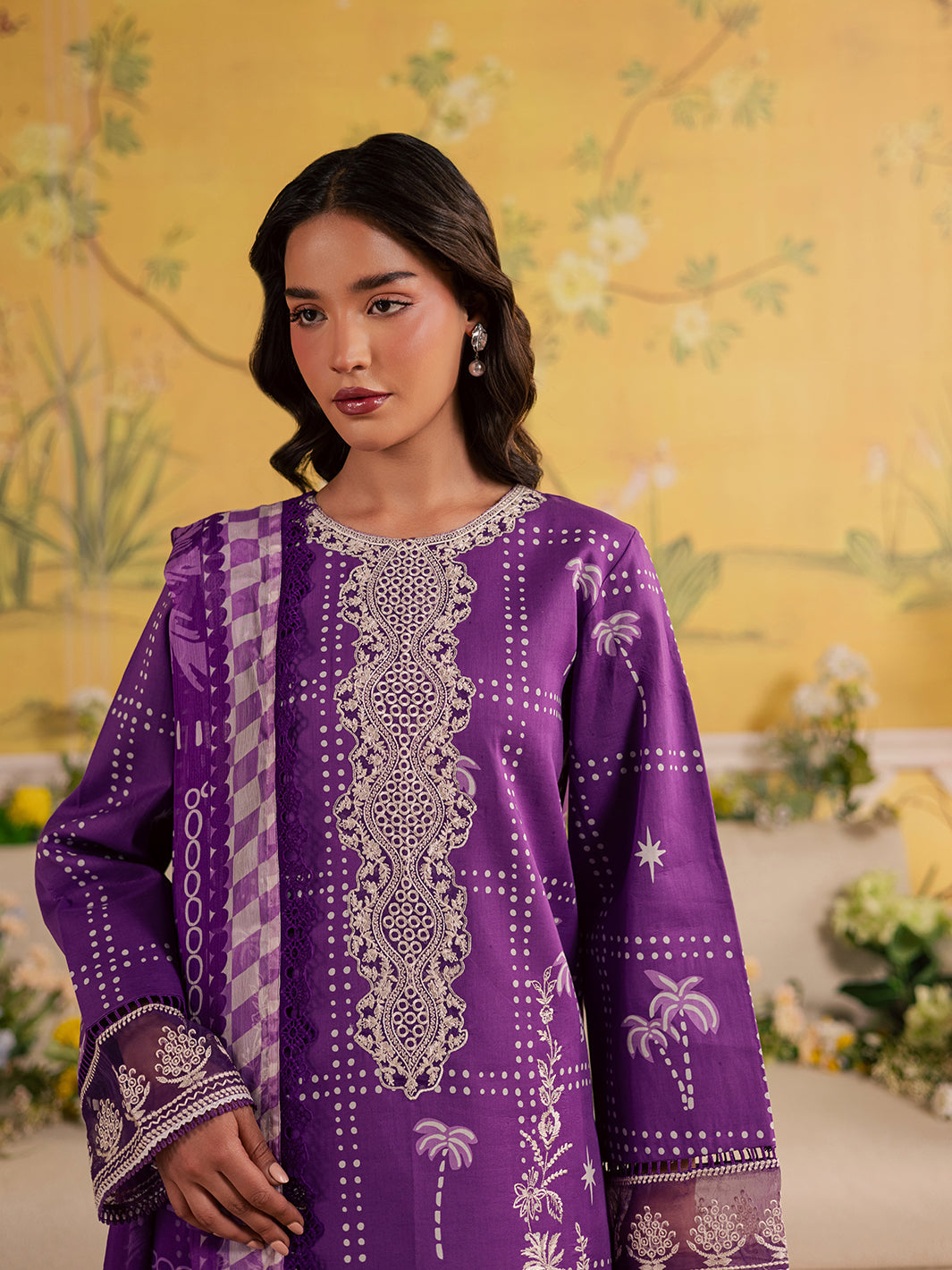 Mahnur | Jahaan Lawn 26 | MJ-04 by Mahnur - Designer Dress  - Type : Ladies Clothes - Available at Libayah - 100% Original 