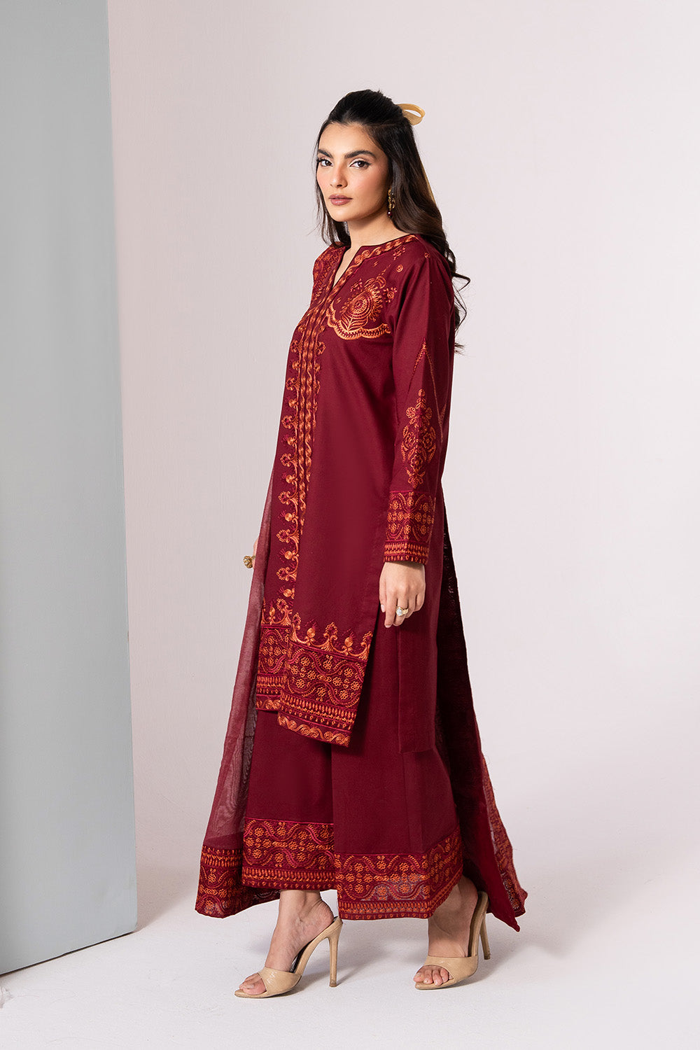 Maryum N Maria | Zuhur 25 | LIARA by Maryum N Maria - Designer Dress - Type: Ladies Clothes - Available at Libayah - 100% Original