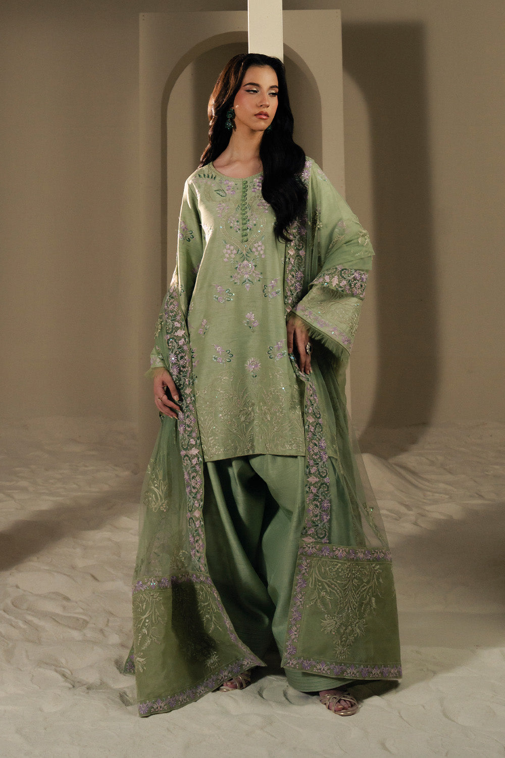 Maryum N Maria | Lyla Pret | IZEEL - MS50372