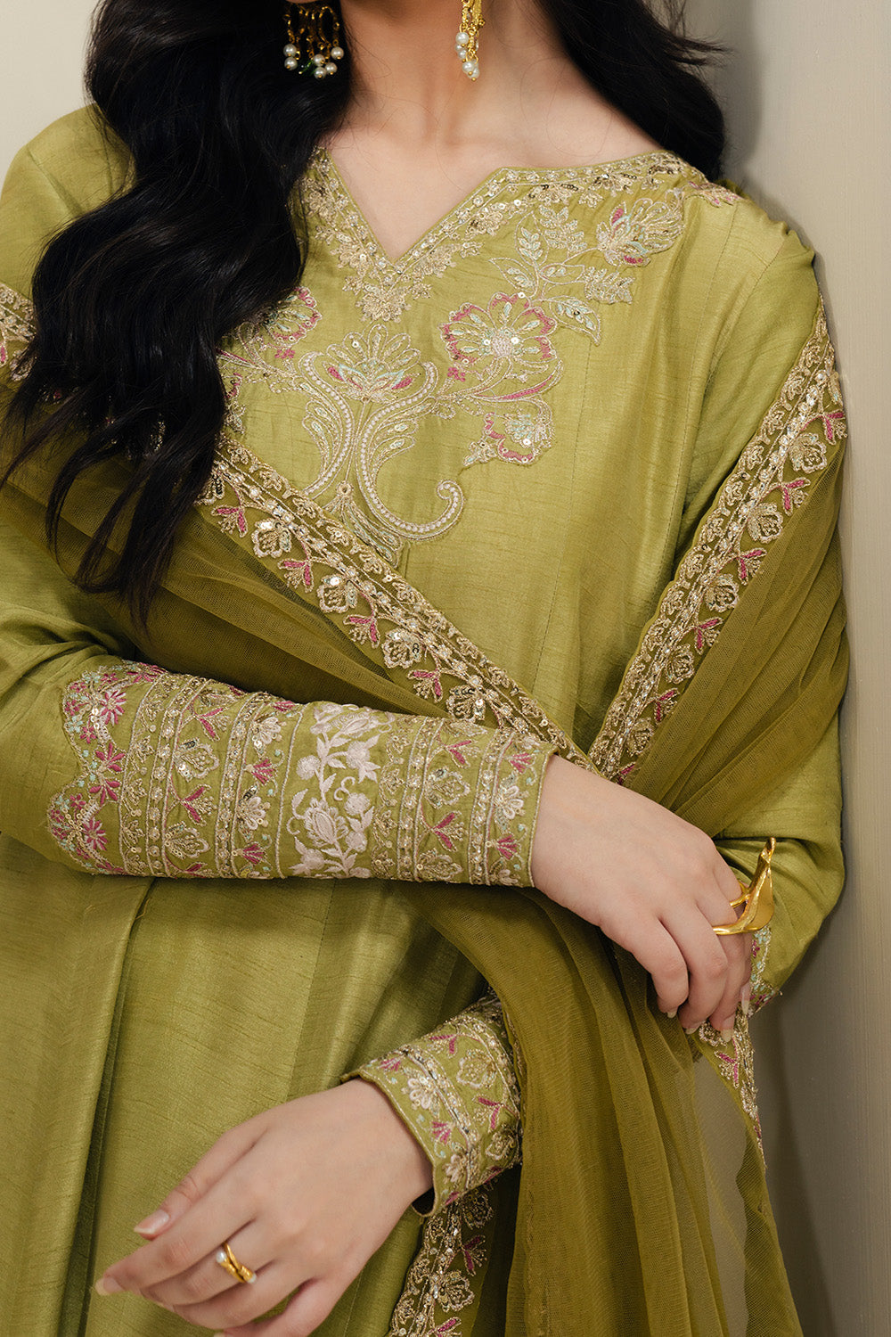 Maryum N Maria | Lyla Pret |VANYA - MS50378