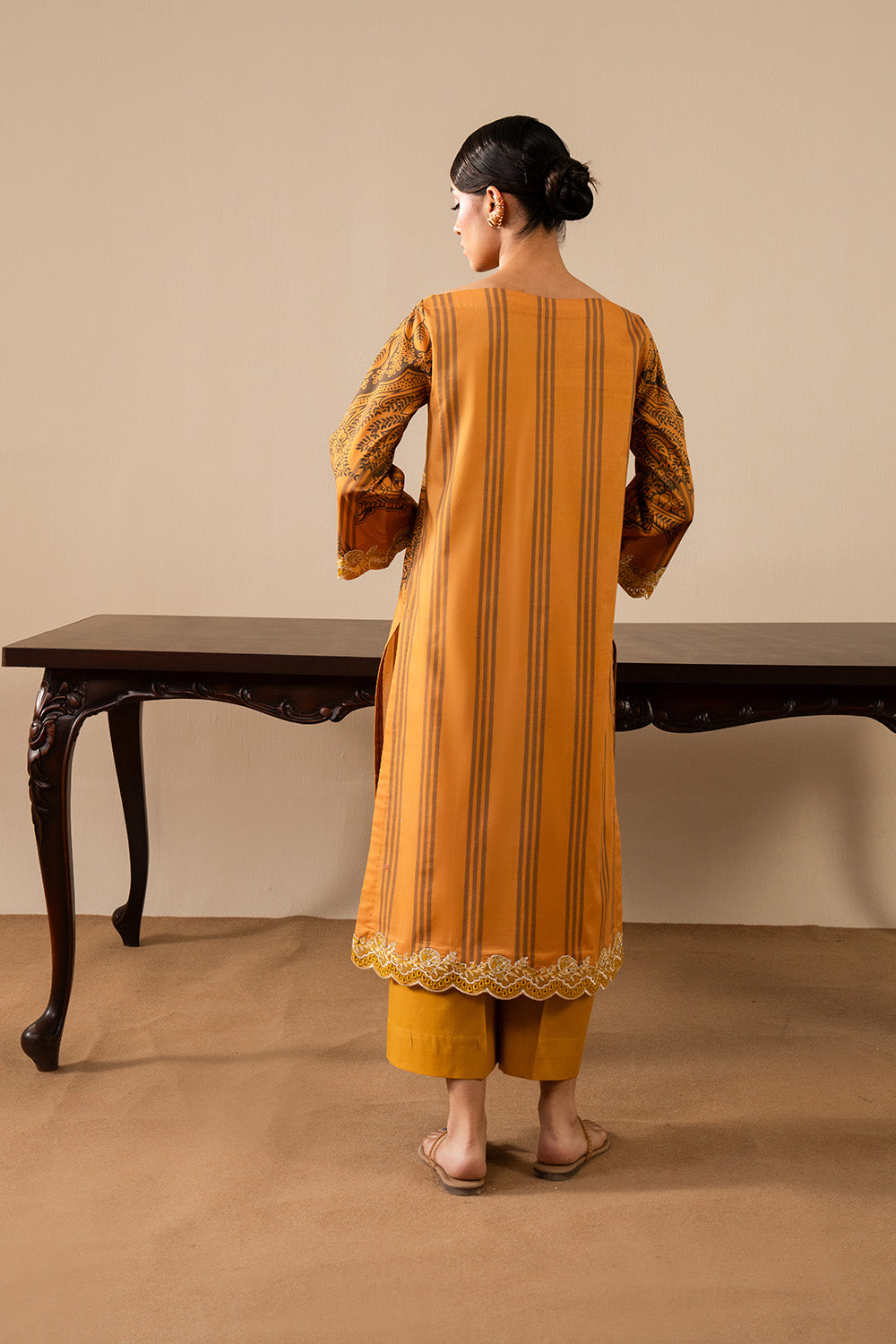 Maryum N Maria | Floren Lawn | IRIS by Maryam N Maria - Designer Dress - Type: Ladies Clothes - Available at Libayah - 100% Original