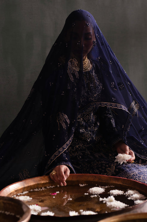 Emaan Adeel | Nooresha Formals 25 | Zarifa by Emaan Adeel - Designer Dress - Type: Ladies Clothes - Available at Libayah - 100% Original