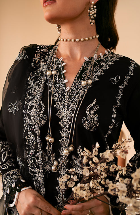 Emaan Adeel | Navaeh Luxury Pret | MIRA by Emaan Adeel - Designer Dress - Type: Ladies Clothes - Available at Libayah - 100% Original