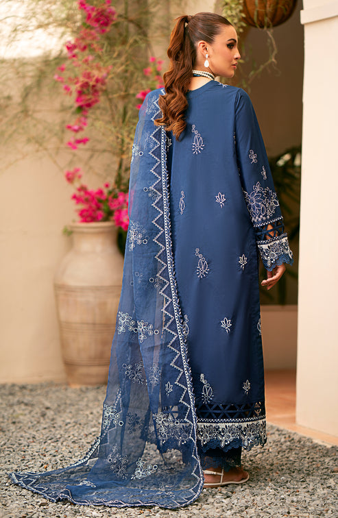 Emaan Adeel | Navaeh Luxury Pret | LYRA by Emaan Adeel - Designer Dress - Type: Ladies Clothes - Available at Libayah - 100% Original