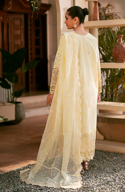 Emaan Adeel | Navaeh Luxury Pret | ADARA by Emaan Adeel - Designer Dress - Type: Ladies Clothes - Available at Libayah - 100% Original