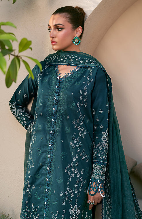 Emaan Adeel | Navaeh Luxury Pret | EDEN by Emaan Adeel - Designer Dress - Type: Ladies Clothes - Available at Libayah - 100% Original