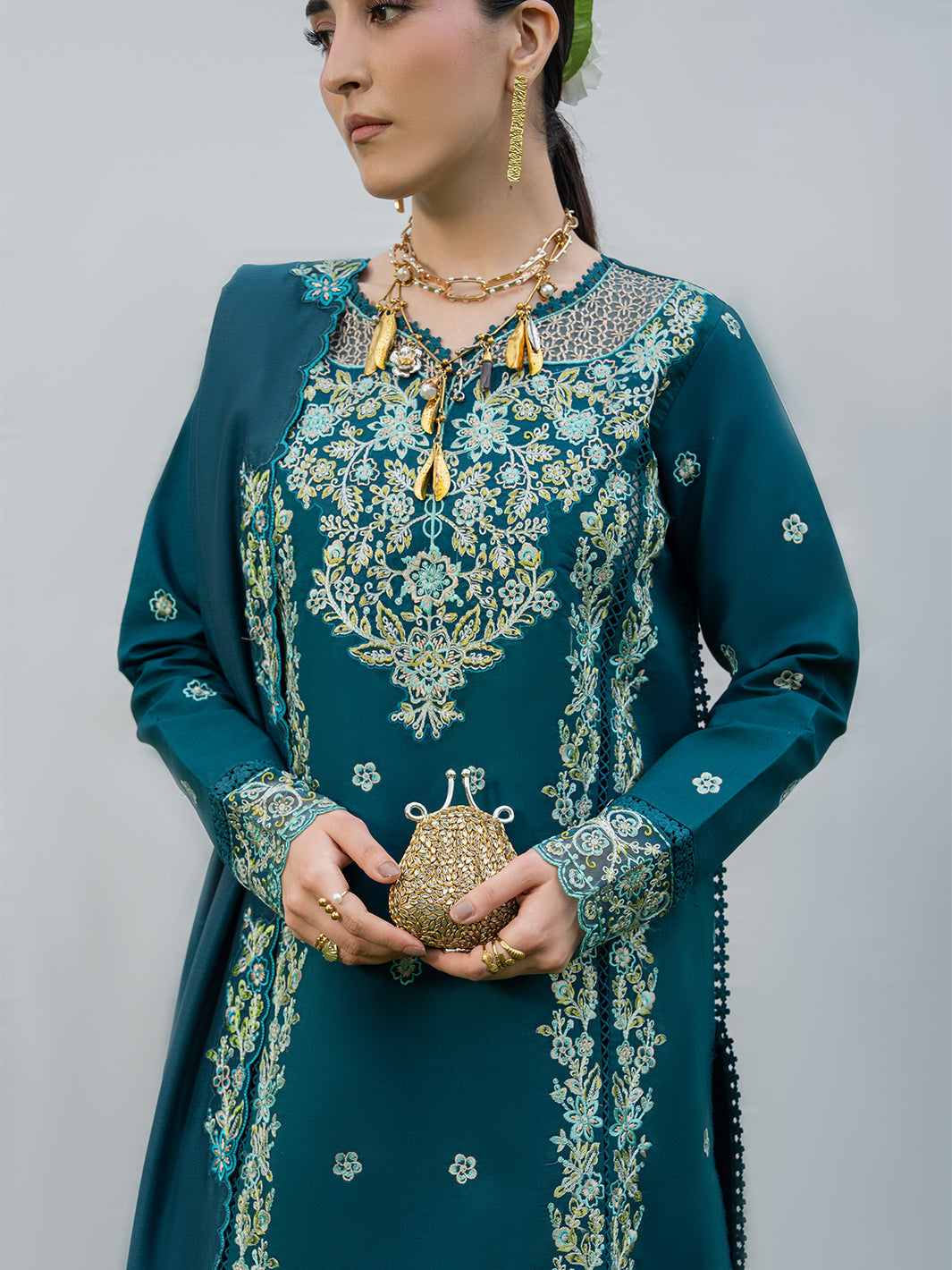 Mahnur | Amaya Lawn 26 | MU-08 by Mahnur - Designer Dress  - Type : Ladies Clothes - Available at Libayah - 100% Original 