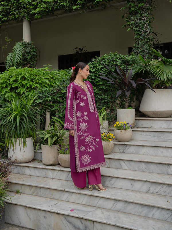 Mahnur | Amaya Lawn 26 | MU-10 by Mahnur - Designer Dress  - Type : Ladies Clothes - Available at Libayah - 100% Original 