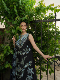 Mahnur | Amaya Lawn 26 | MU-11 by Mahnur - Designer Dress  - Type : Ladies Clothes - Available at Libayah - 100% Original 