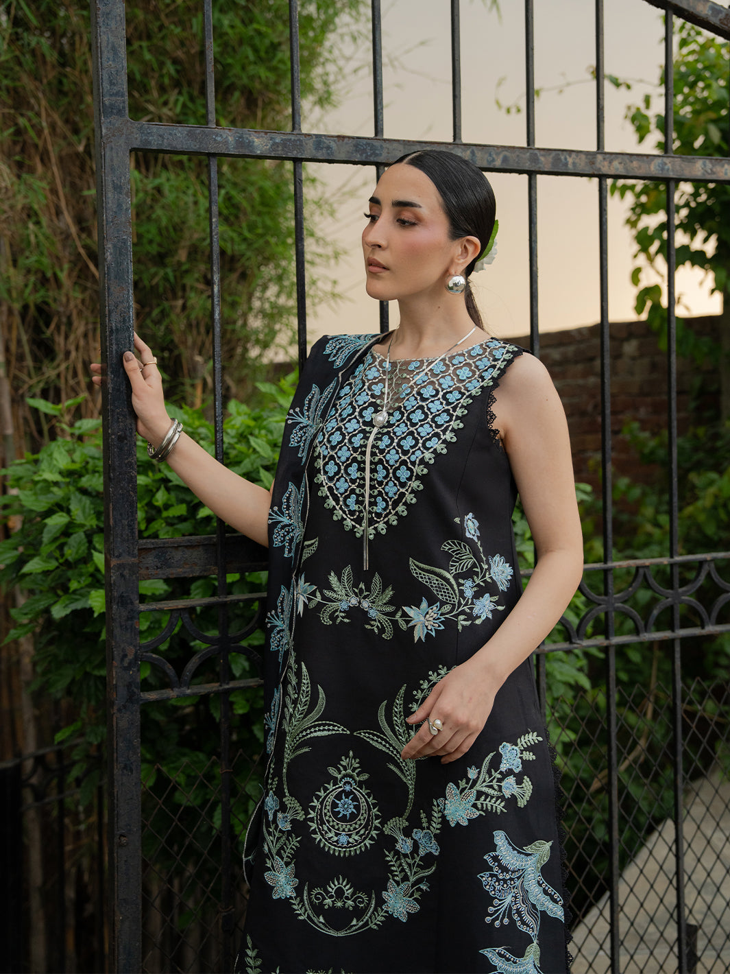 Mahnur | Amaya Lawn 26 | MU-11 by Mahnur - Designer Dress  - Type : Ladies Clothes - Available at Libayah - 100% Original 