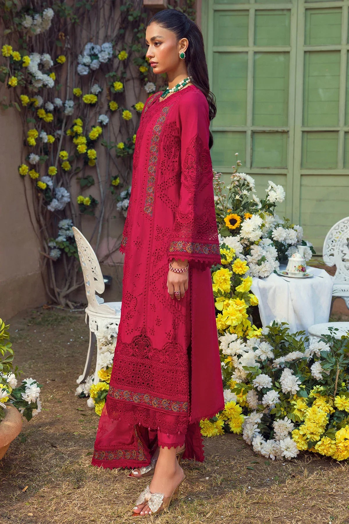Motifz | Premium Lawn 24 | 4425-ZOHRA-JABEEN by Motifz - Designer Dress - Type: Ladies Clothes - Available at Libayah - 100% Original