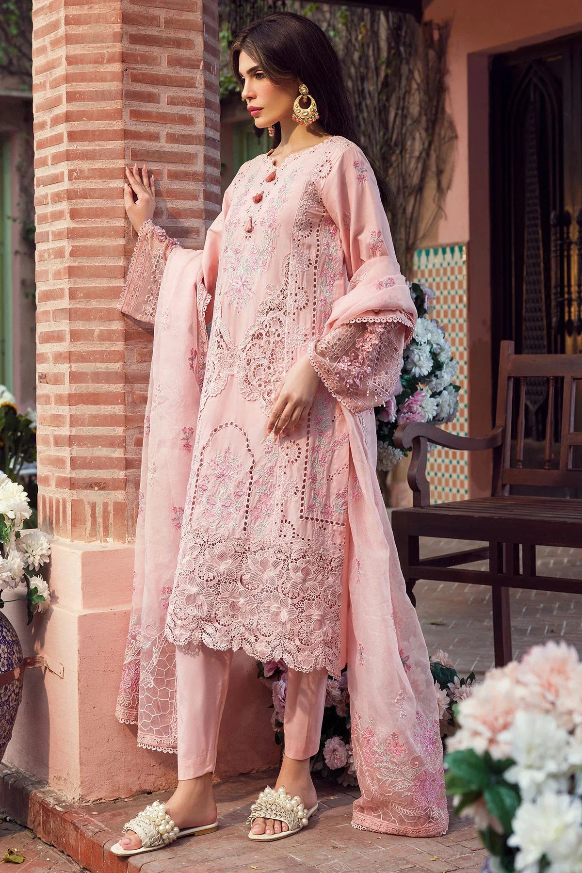 Motifz | Premium Lawn 24 | 4428-HUDA by Motifz - Designer Dress - Type: Ladies Clothes - Available at Libayah - 100% Original