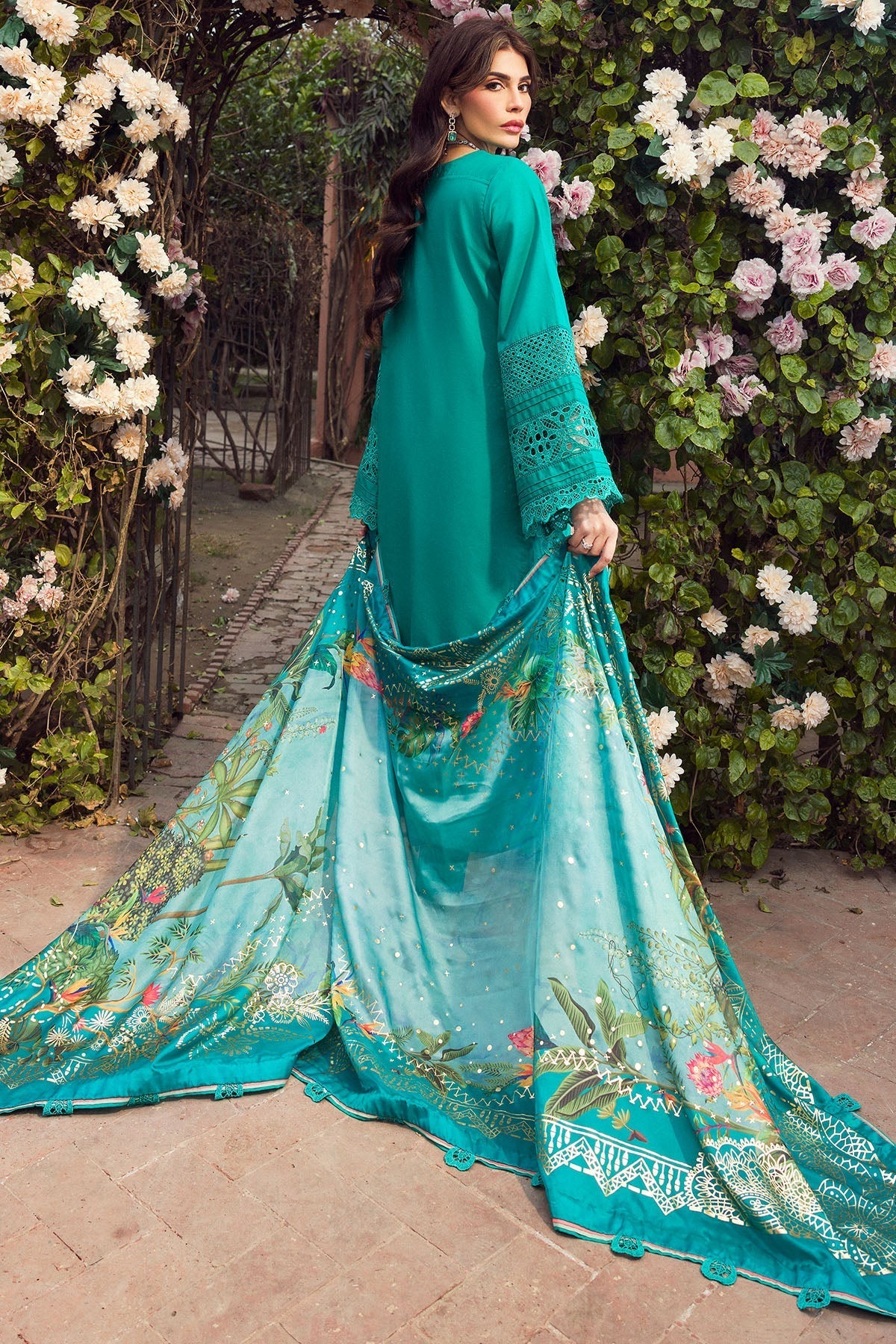 Motifz | Premium Lawn 24 | 4430 Sanobar by Motifz - Designer Dress - Type: Ladies Clothes - Available at Libayah - 100% Original