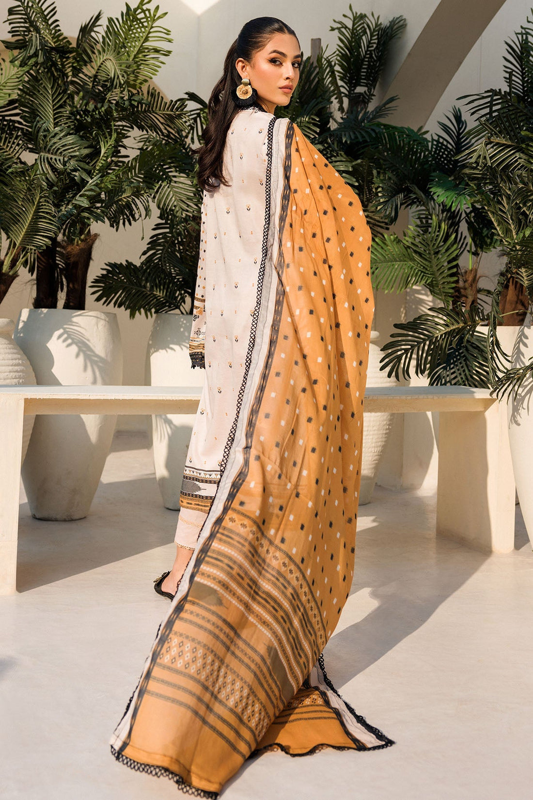 Motifz | Umang Lawn | 4632-PURVAI by Motifz - Designer Dress - Type: Ladies Clothes - Available at Libayah - 100% Original