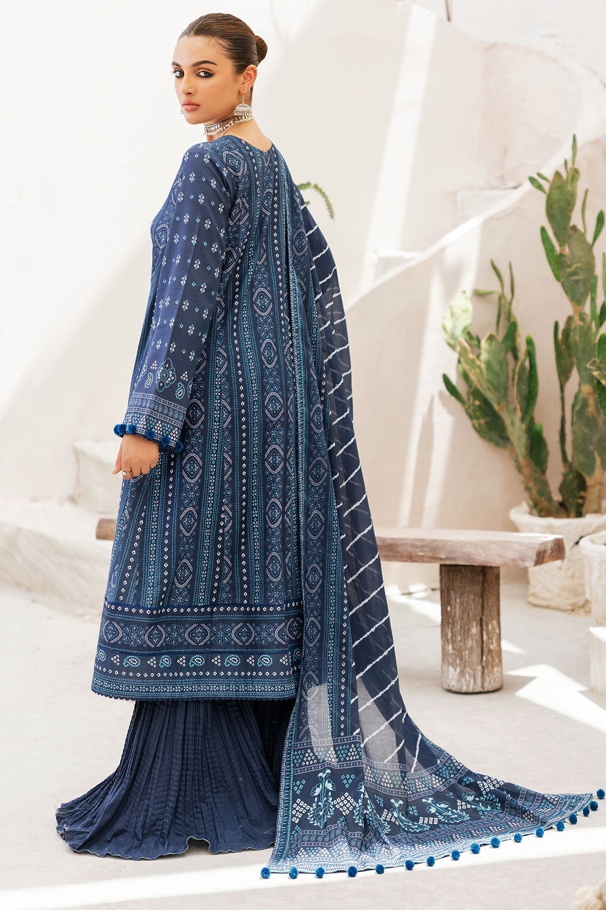 Motifz | Rang Lawn | 4732-INARA by Motifz - Designer Dress - Type: Ladies Clothes - Available at Libayah - 100% Original
