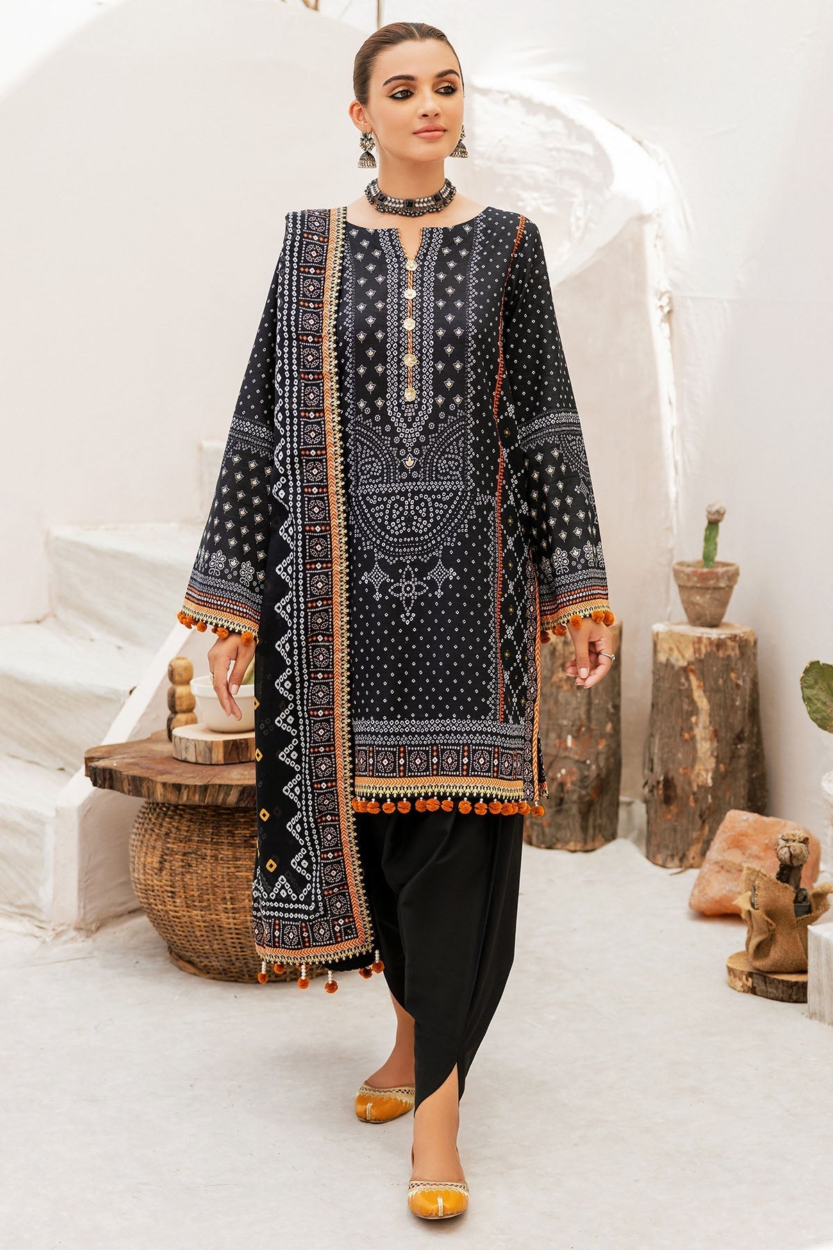 Motifz | Rang Lawn | 4735-MIRHA by Motifz - Designer Dress - Type: Ladies Clothes - Available at Libayah - 100% Original