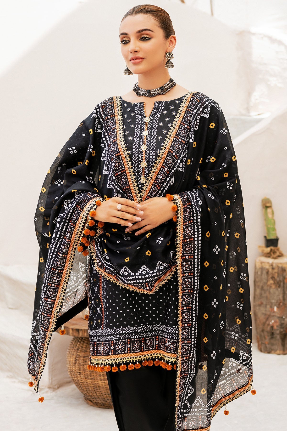 Motifz | Rang Lawn | 4735-MIRHA by Motifz - Designer Dress - Type: Ladies Clothes - Available at Libayah - 100% Original