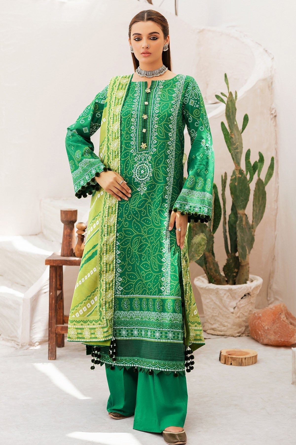 Motifz | Rang Lawn | 4739-FABEHA by Motifz - Designer Dress - Type: Ladies Clothes - Available at Libayah - 100% Original