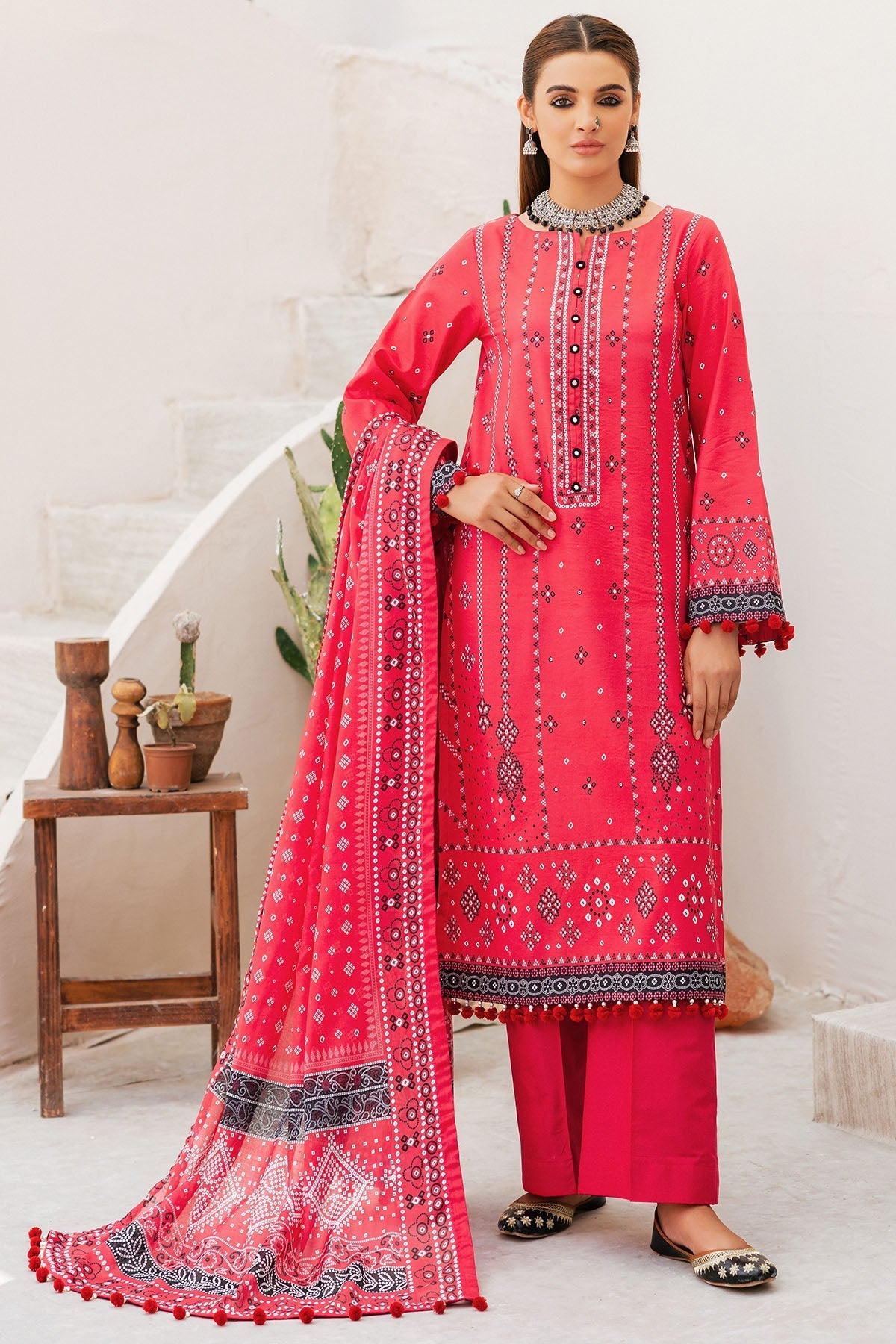 Motifz | Rang Lawn | 4740-ESHMAAL by Motifz - Designer Dress - Type: Ladies Clothes - Available at Libayah - 100% Original