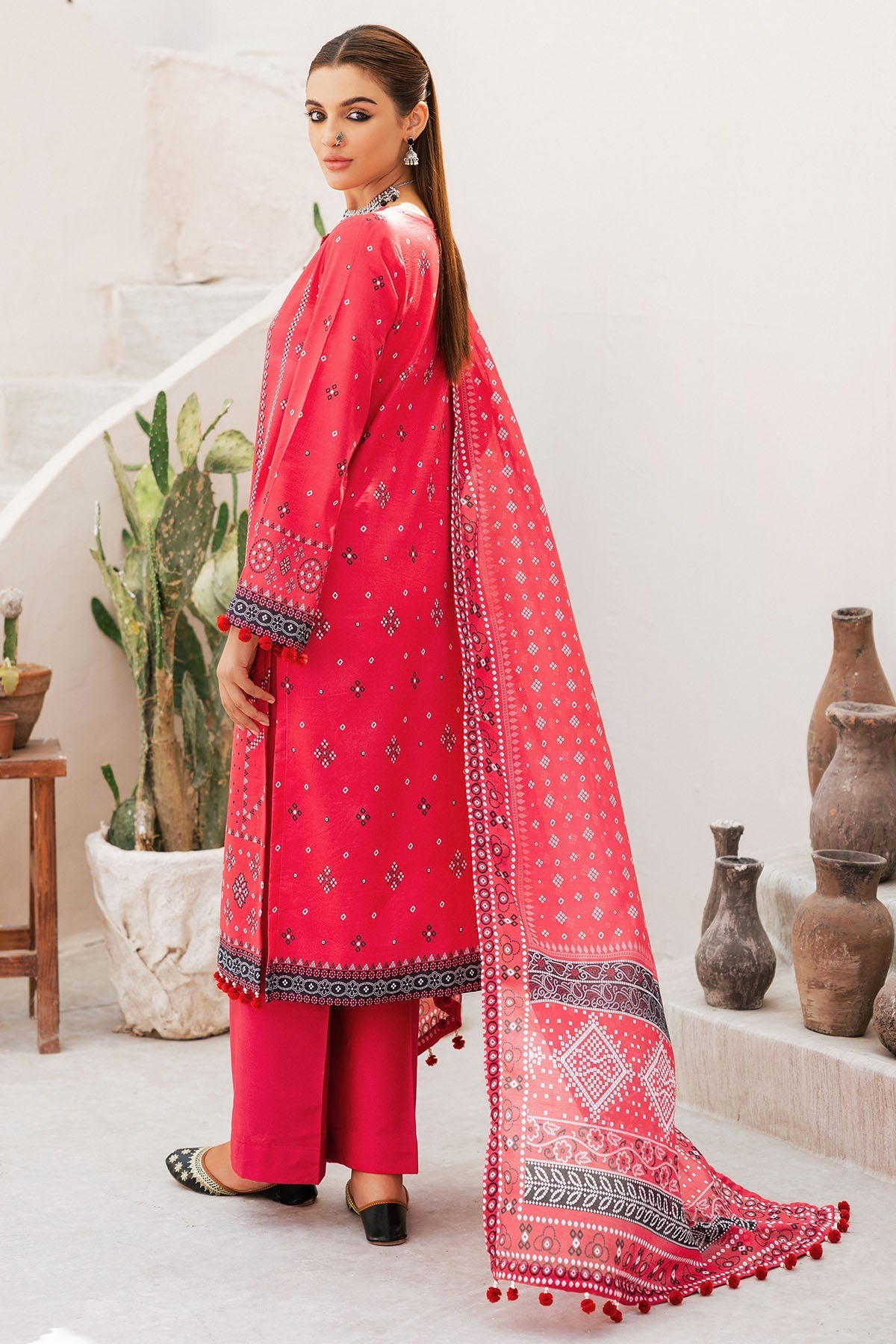 Motifz | Rang Lawn | 4740-ESHMAAL by Motifz - Designer Dress - Type: Ladies Clothes - Available at Libayah - 100% Original