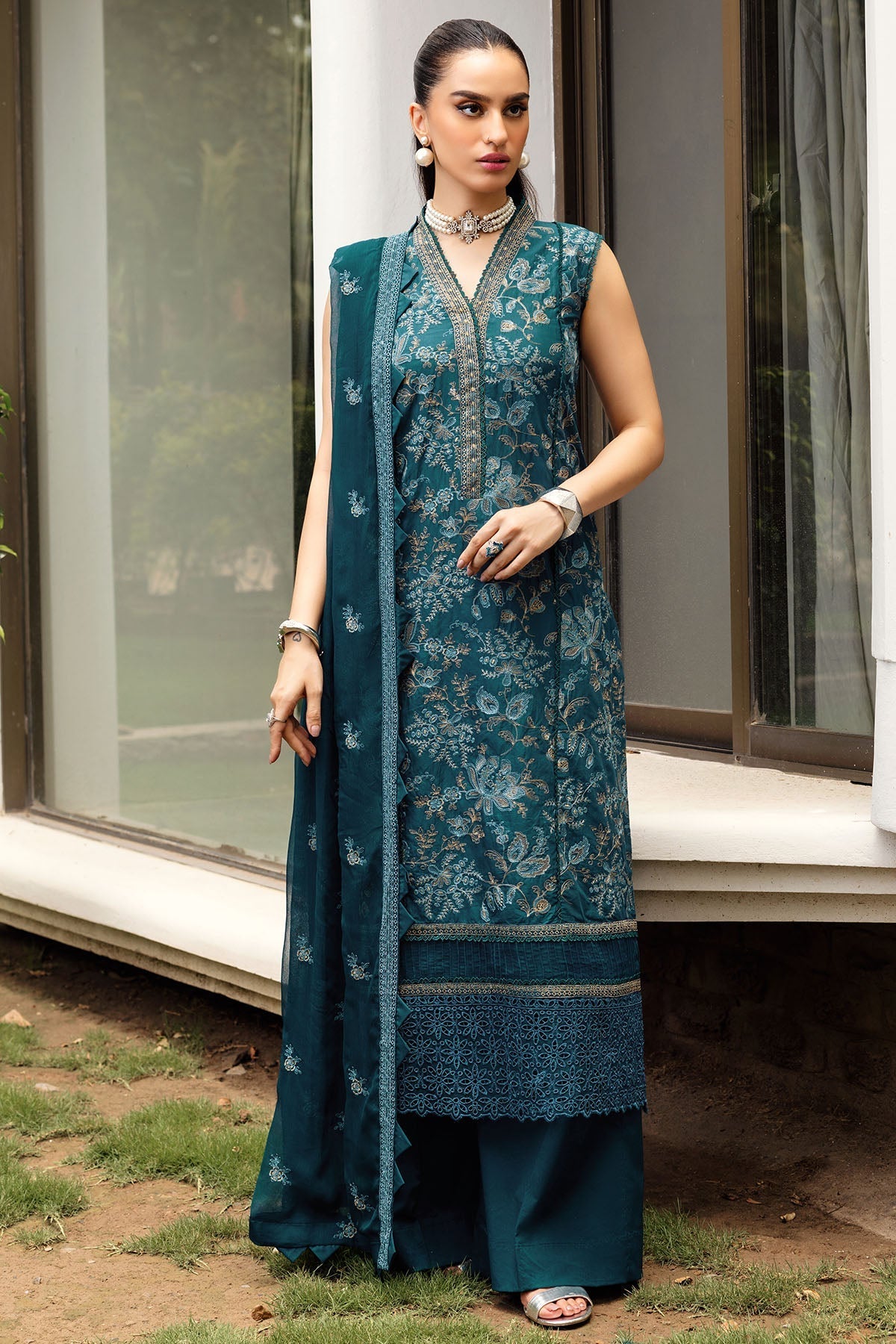 Motifz | Premium Lawn 24 | 4831-SAMANA by Motifz - Designer Dress - Type: Ladies Clothes - Available at Libayah - 100% Original
