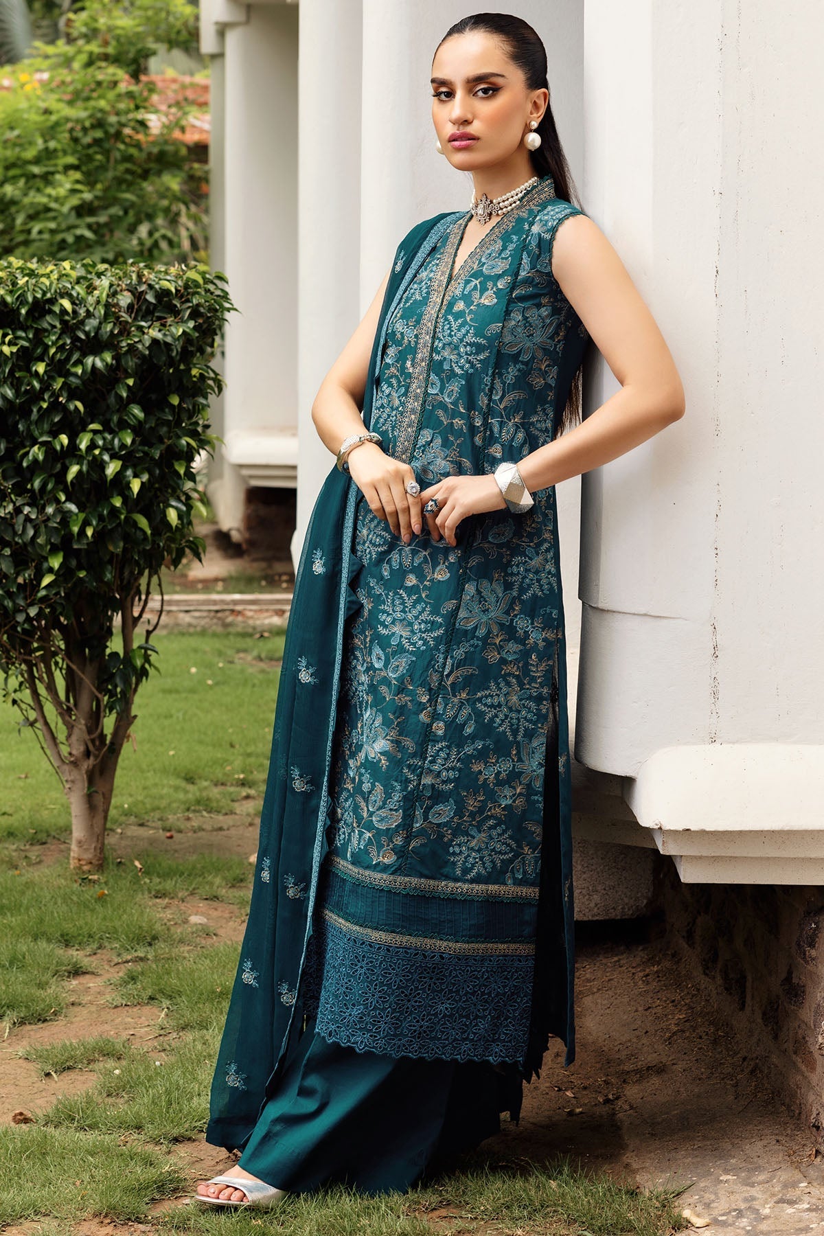 Motifz | Premium Lawn 24 | 4831-SAMANA by Motifz - Designer Dress - Type: Ladies Clothes - Available at Libayah - 100% Original