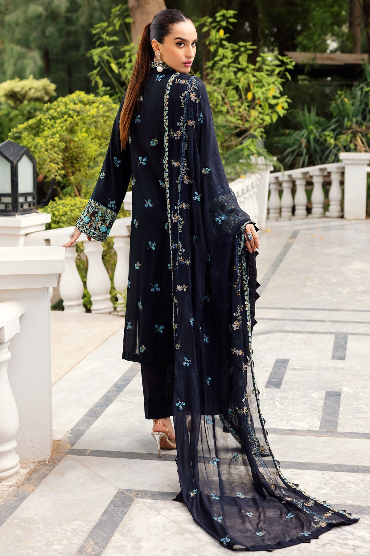 Motifz | Premium Lawn 24 | 4834-ROHA by Motifz - Designer Dress - Type: Ladies Clothes - Available at Libayah - 100% Original