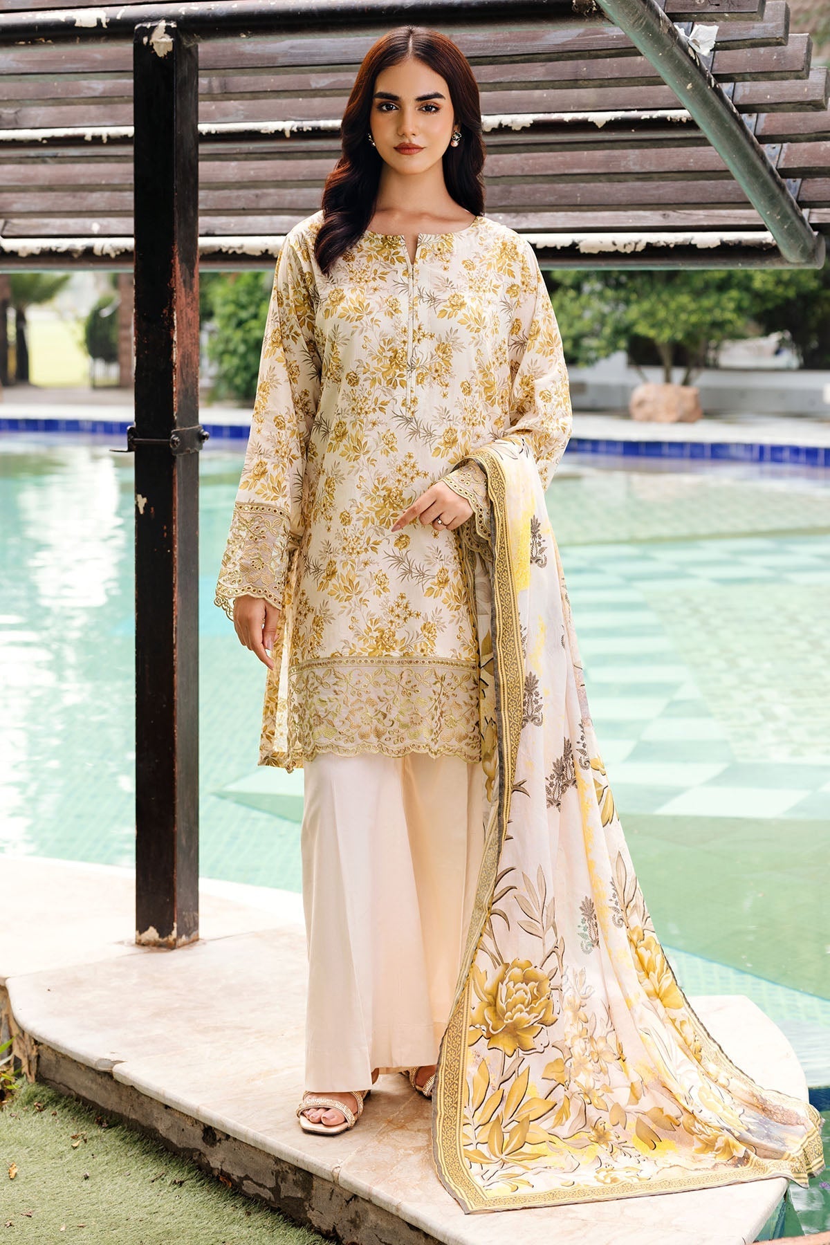 Motifz | Umang Lawn | 4898-SOFIA by Motifz - Designer Dress - Type: Ladies Clothes - Available at Libayah - 100% Original