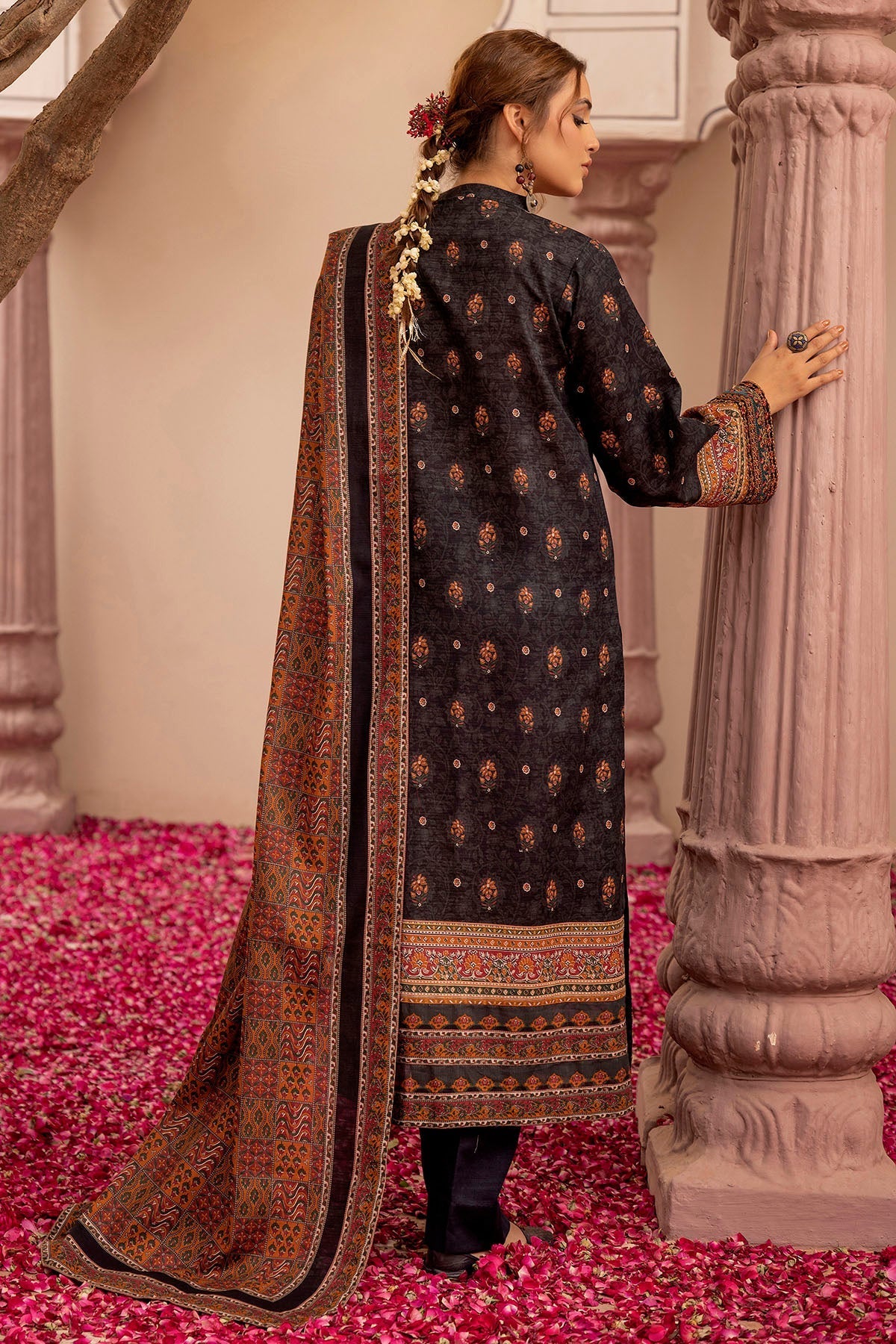 Motifz | Premium Khaddar | 5025-SHADAN by Motifz - Designer Dress - Type: Ladies Clothes - Available at Libayah - 100% Original