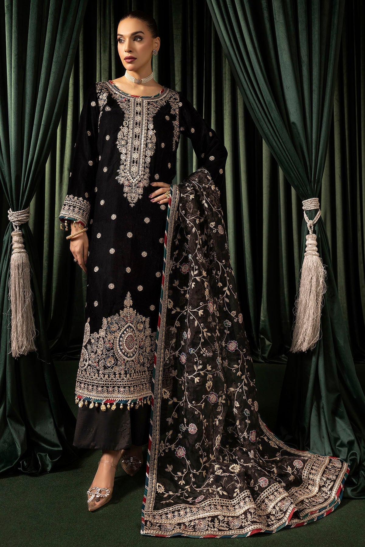 Motifz | Velvet Formals | 5098-FARZEEN by Motifz - Designer Dress - Type: Ladies Clothes - Available at Libayah - 100% Original