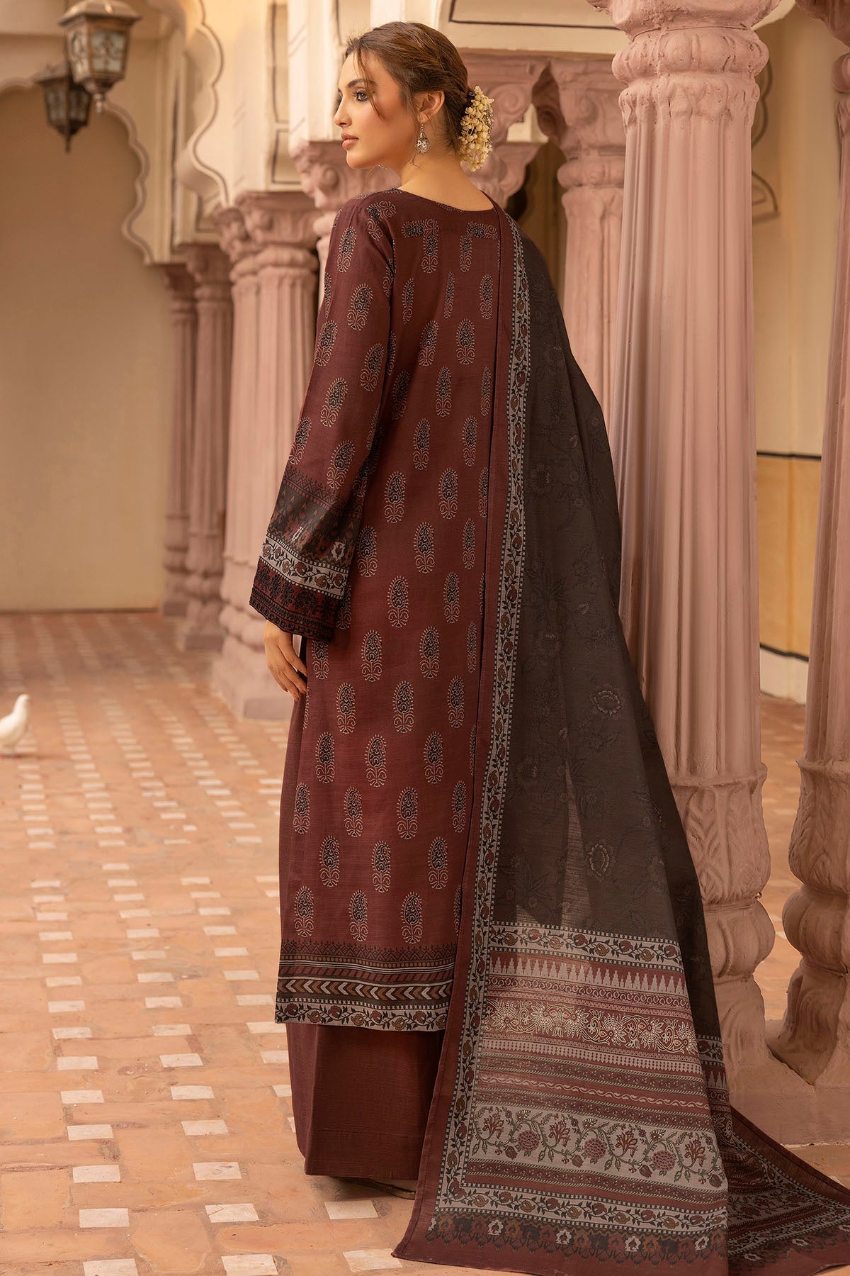 Motifz | Premium Khaddar | 5202-YUMNA by Motifz - Designer Dress - Type: Ladies Clothes - Available at Libayah - 100% Original