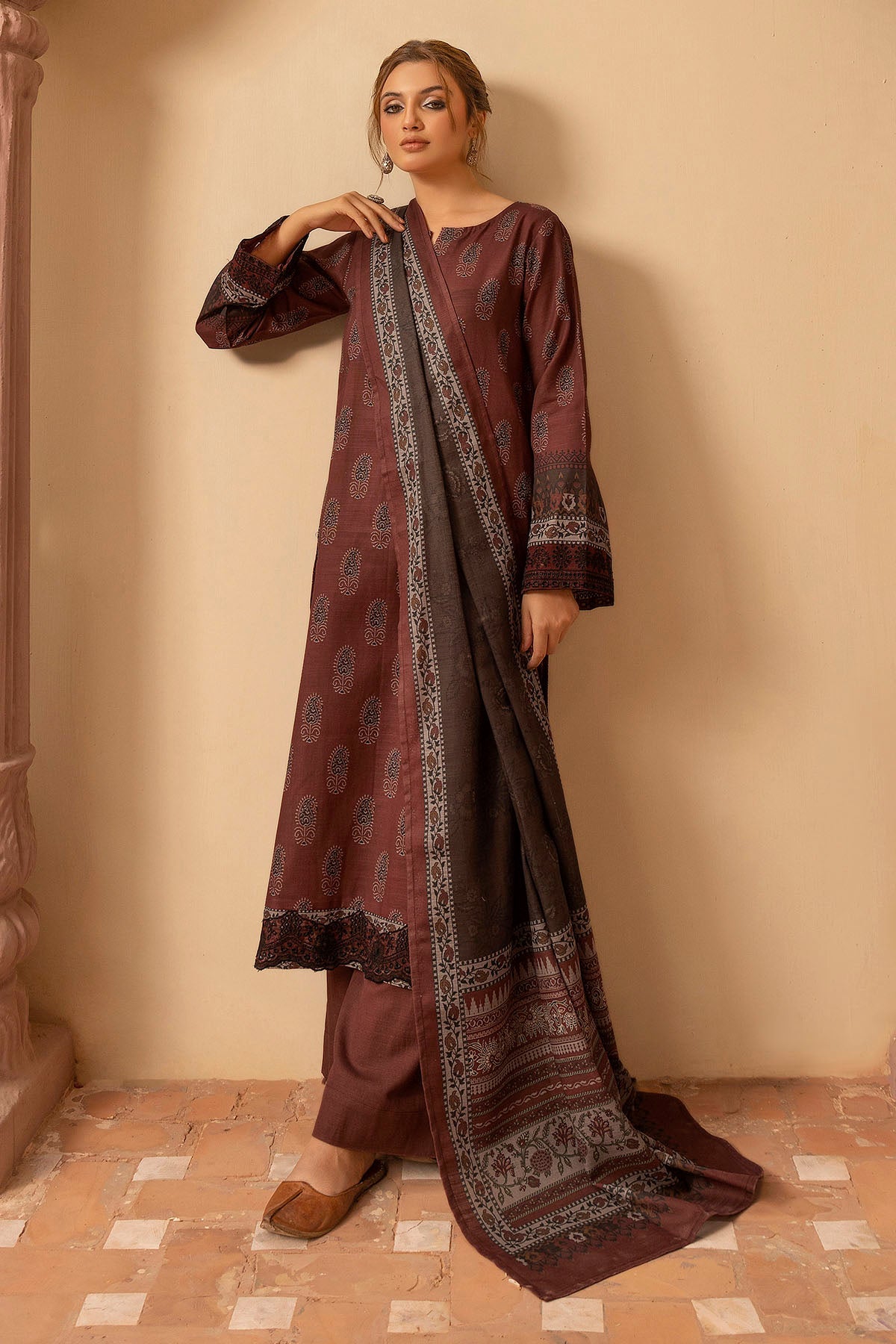 Motifz | Premium Khaddar | 5202-YUMNA by Motifz - Designer Dress - Type: Ladies Clothes - Available at Libayah - 100% Original