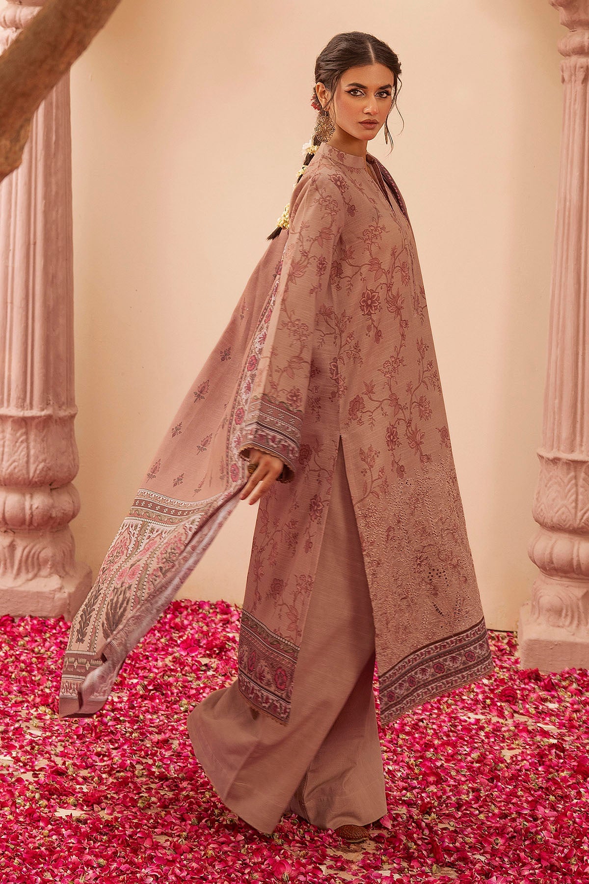 Motifz | Premium Khaddar | 5204-SURI by Motifz - Designer Dress - Type: Ladies Clothes - Available at Libayah - 100% Original
