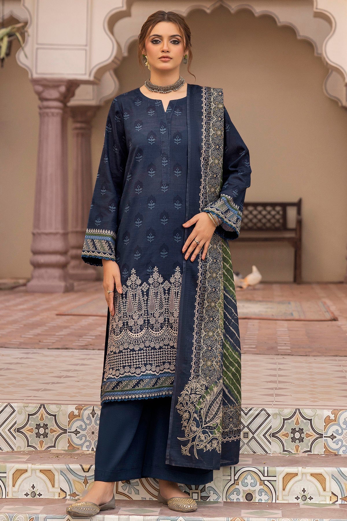 Motifz | Premium Khaddar | 5210-ISBAH by Motifz - Designer Dress - Type: Ladies Clothes - Available at Libayah - 100% Original