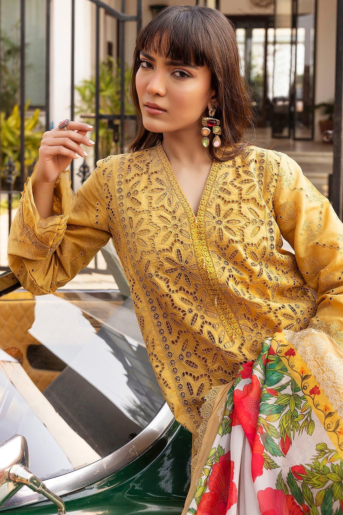 Motifz | Premium Lawn 25 | 5323-GENEVA by Motifz - Designer Dress - Type: Ladies Clothes - Available at Libayah - 100% Original