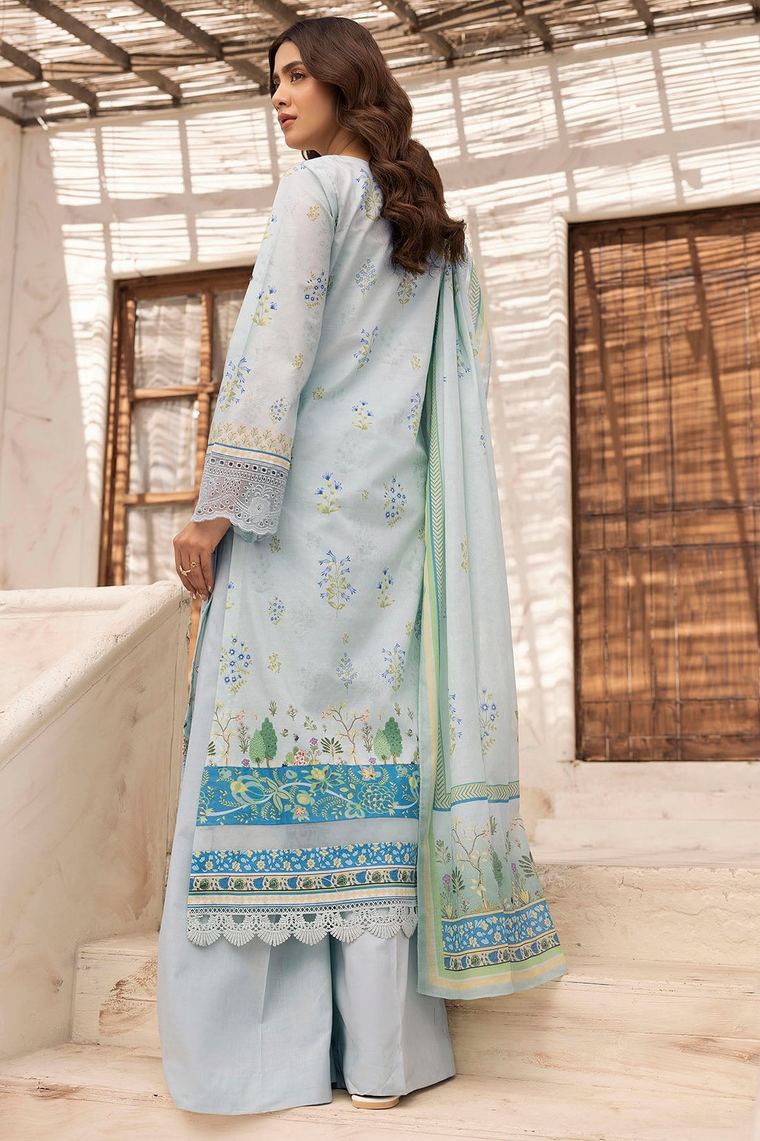 Motifz | Umang Lawn | 5411-SIRA by Motifz - Designer Dress - Type: Ladies Clothes - Available at Libayah - 100% Original