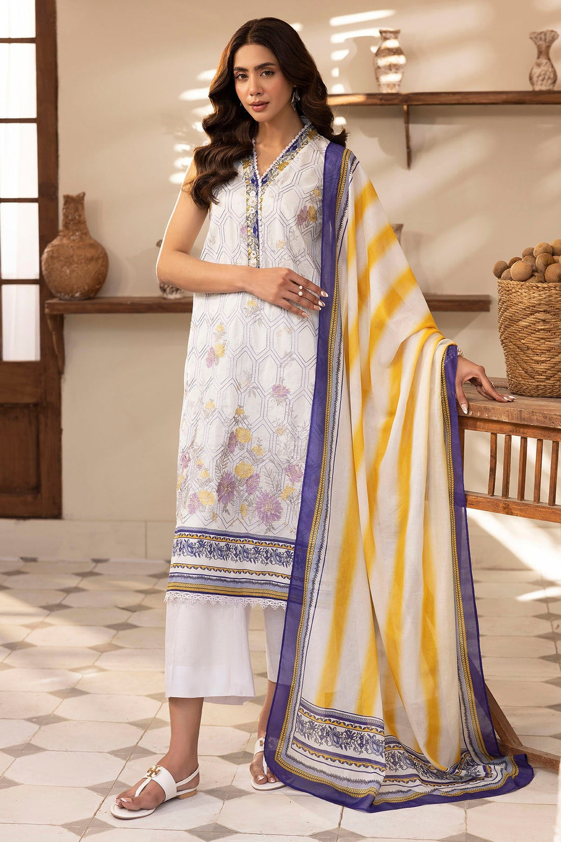 Motifz | Umang Lawn | 5422-MABEL by Motifz - Designer Dress - Type: Ladies Clothes - Available at Libayah - 100% Original