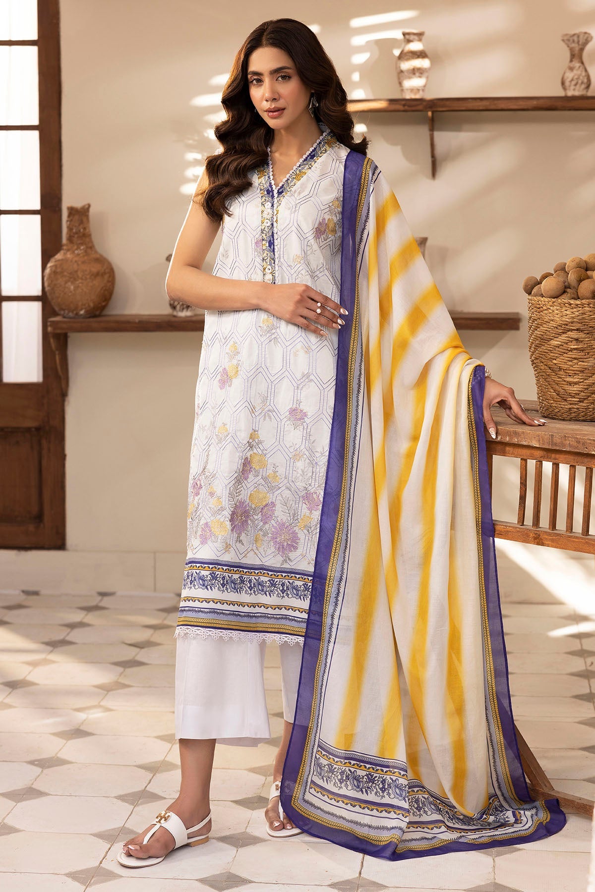 Motifz | Umang Lawn | 5422-MABEL by Motifz - Designer Dress - Type: Ladies Clothes - Available at Libayah - 100% Original