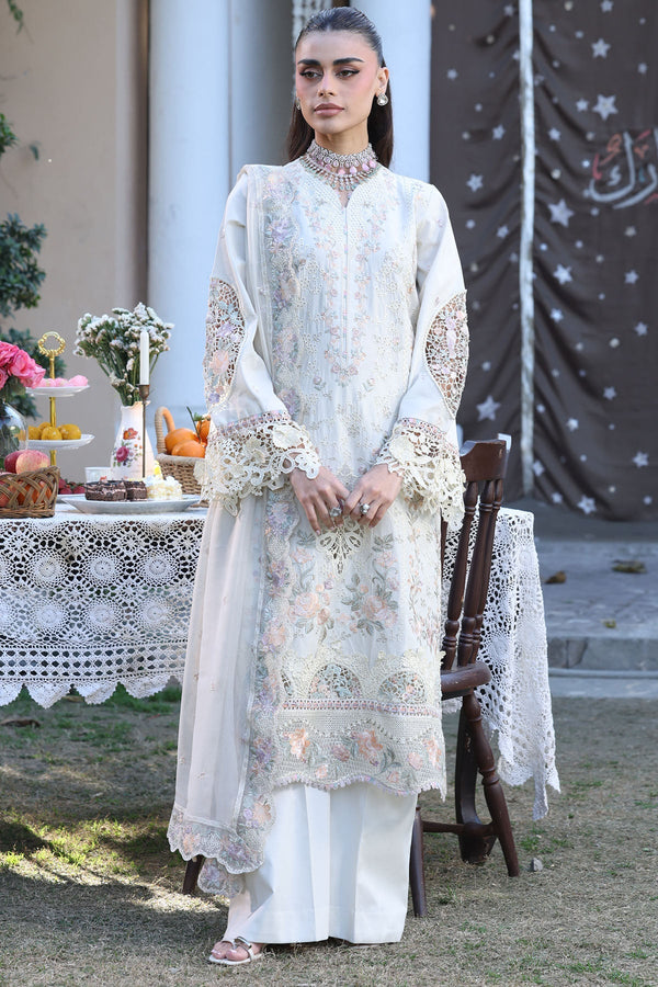 Motifz | Premium Lawn 26 | 5930-SELIN by Motifz - Designer Dress  - Type : Ladies Clothes - Available at Libayah - 100% Original 